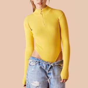 Unif noob bodysuit in yellow